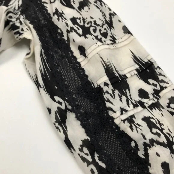 Cabi #309 Madrid Lace blouse size Medium - Picture 7 of 11